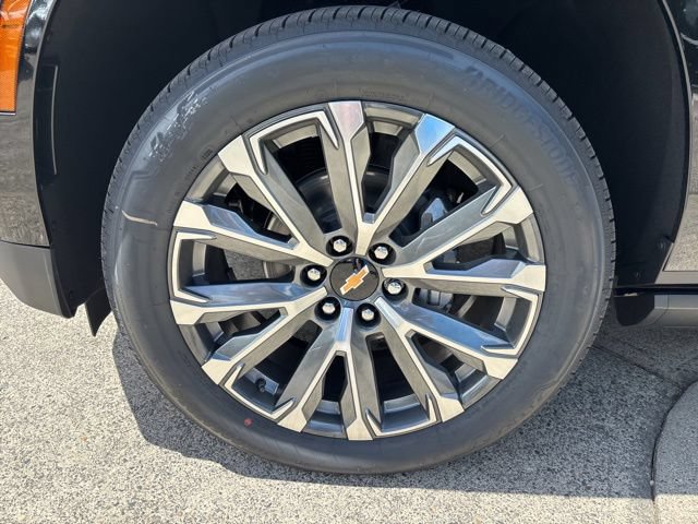 New 2026 Chevrolet Suburban High Country AWD/4WD image 11