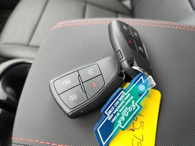 Used 2025 Chevrolet Colorado Z71 w/ Technology Package image 48