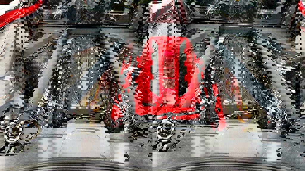 Used 2025 Chevrolet Corvette Stingray Preferred Cpe w/ Body-Color Dual Roof Package RWD image 24