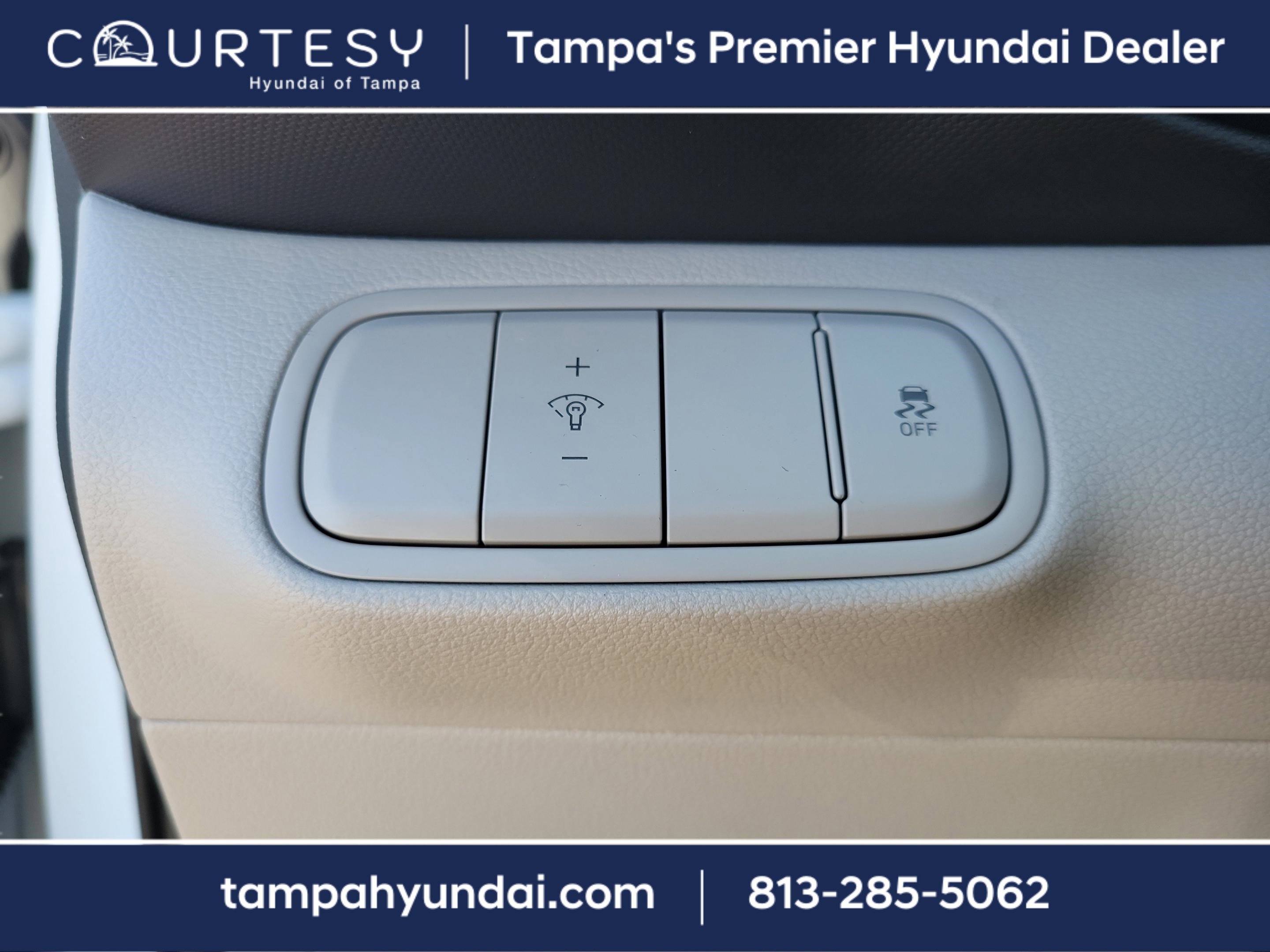 New 2026 Hyundai Venue SEL image 14