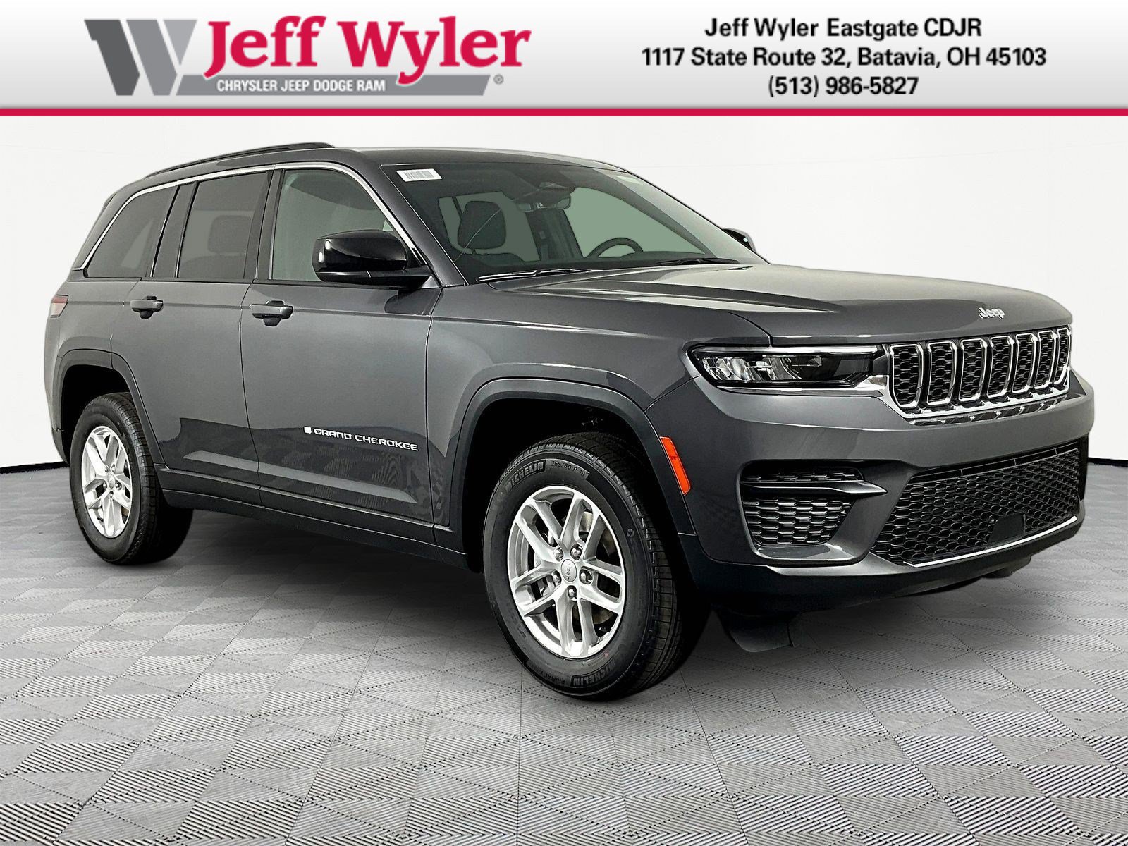 New 2026 Jeep Grand Cherokee Laredo X AWD/4WD image 3