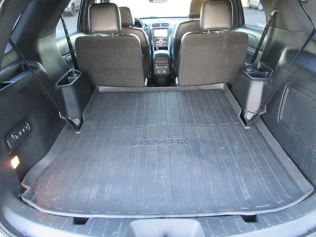 Used 2017 Ford Explorer Sport w/ Equipment Group 401A image 13