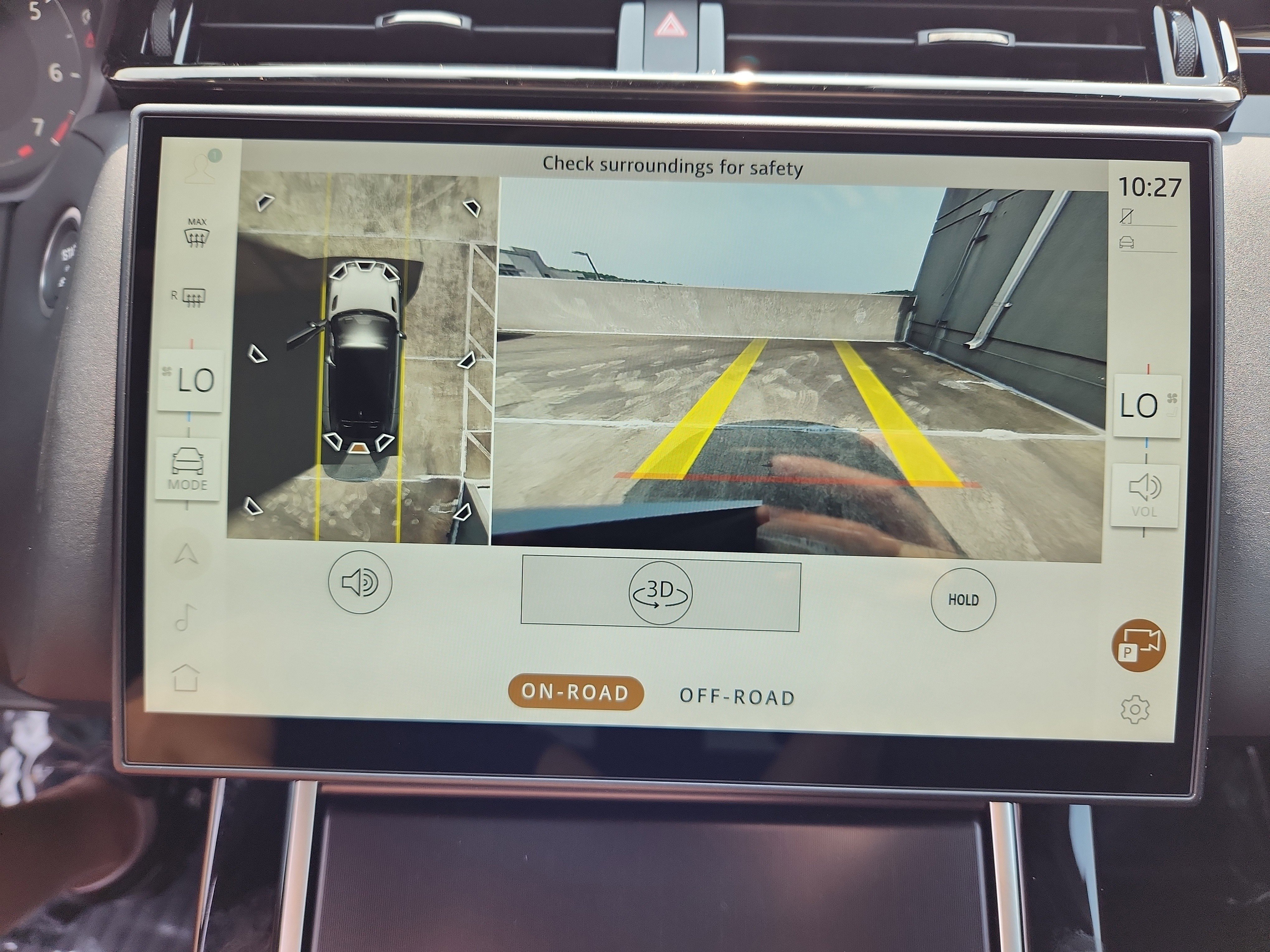 Used 2026 Land Rover Range Rover Velar Dynamic SE image 22