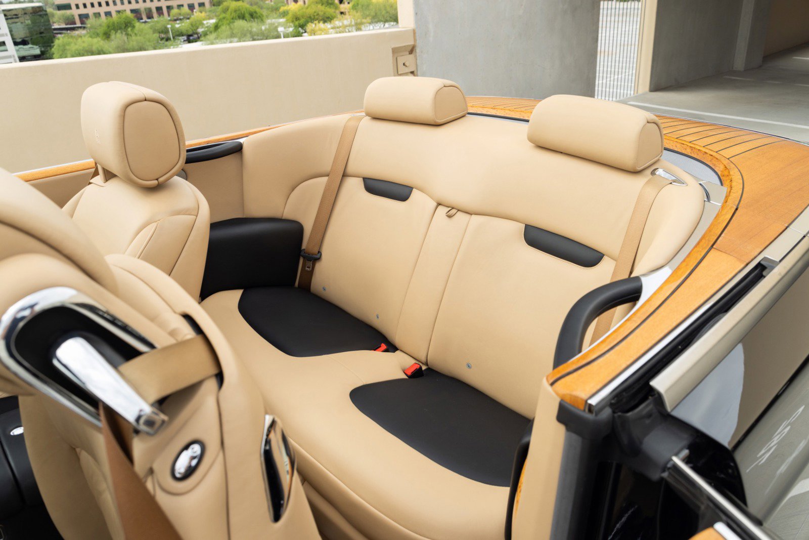 Used 2009 Rolls-Royce Phantom Drophead Coupe RWD image 35