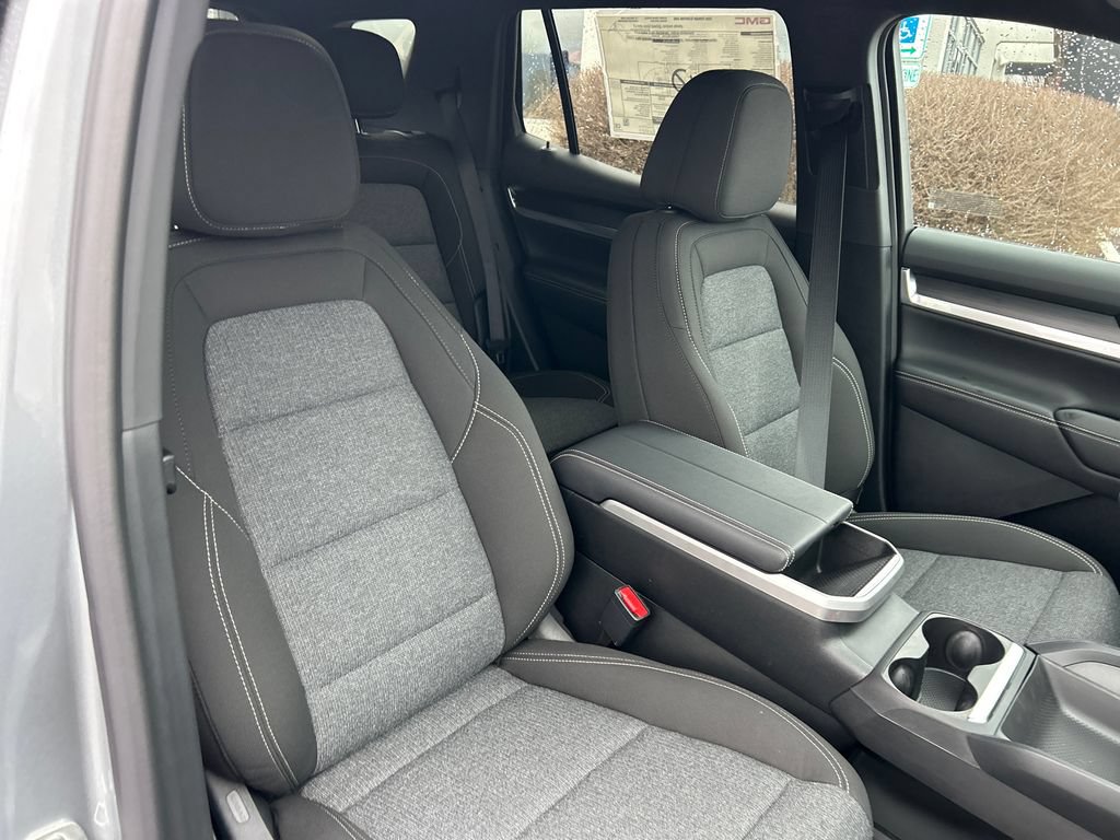 New 2026 GMC Terrain Elevation w/ Black Edition AWD/4WD image 36