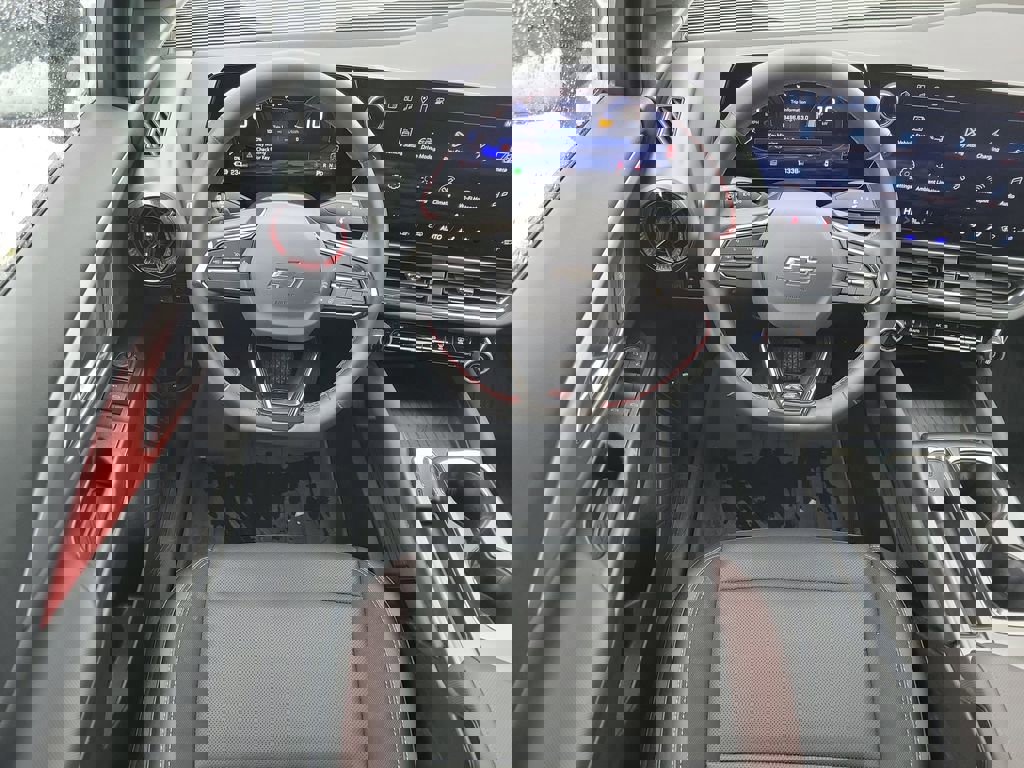 Certified 2024 Chevrolet Equinox EV RS FWD image 13