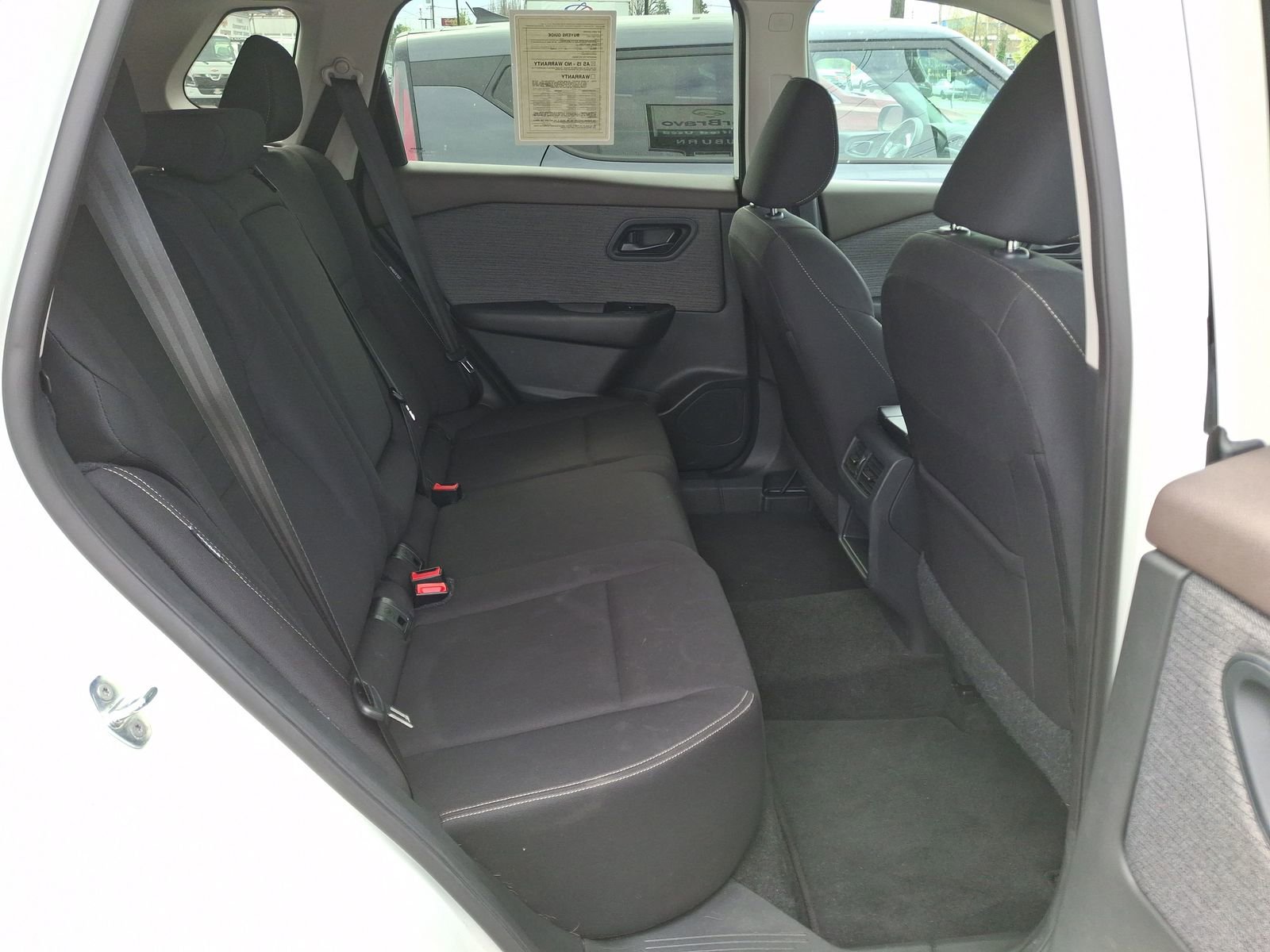 Used 2023 Nissan Rogue S image 22