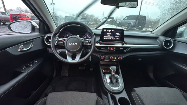Used 2024 Kia Forte LXS image 8