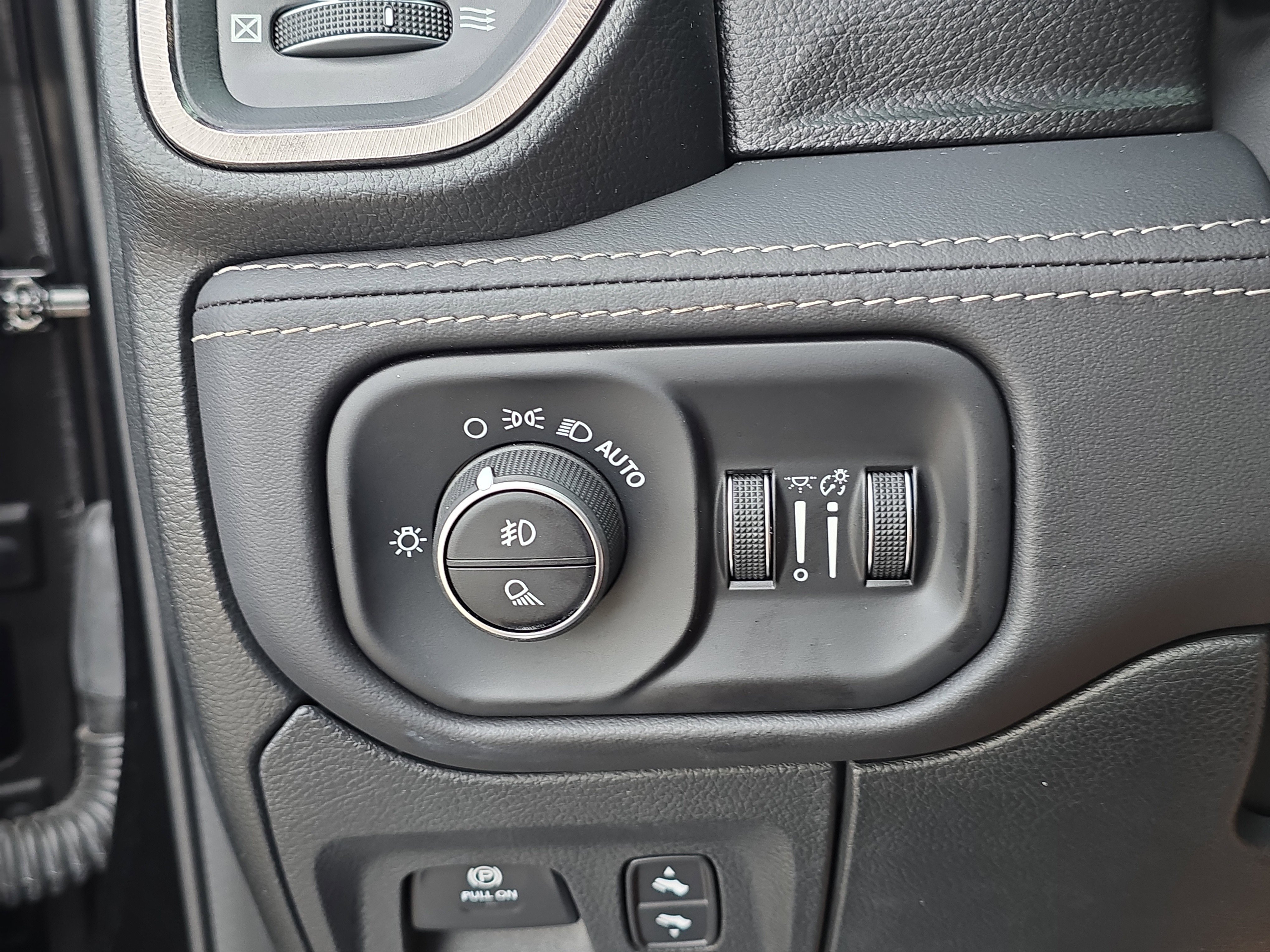 Used 2024 RAM 1500 TRX w/ TRX Level 1 Equipment Group image 27