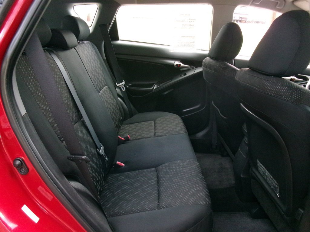 Used 2009 Pontiac Vibe w/ Preferred Package FWD image 21
