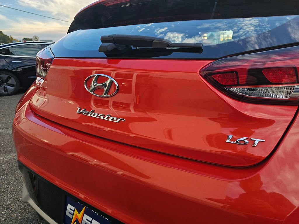 Used 2021 Hyundai Veloster Turbo image 19
