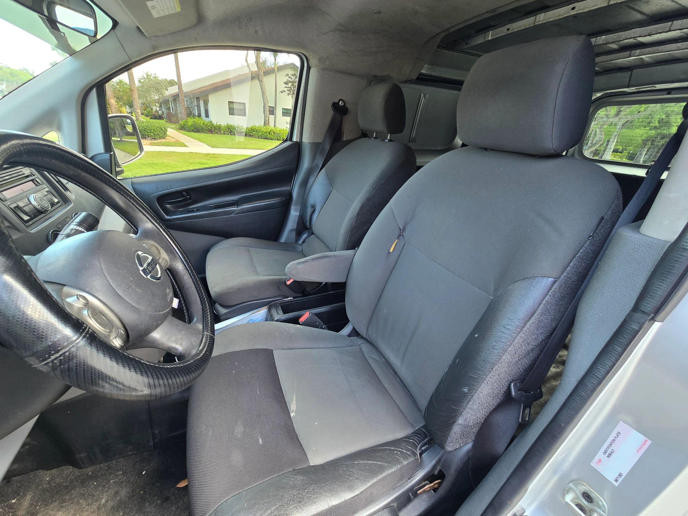 Used 2013 Nissan NV200 SV w/ Exterior Appearance Pkg FWD image 9
