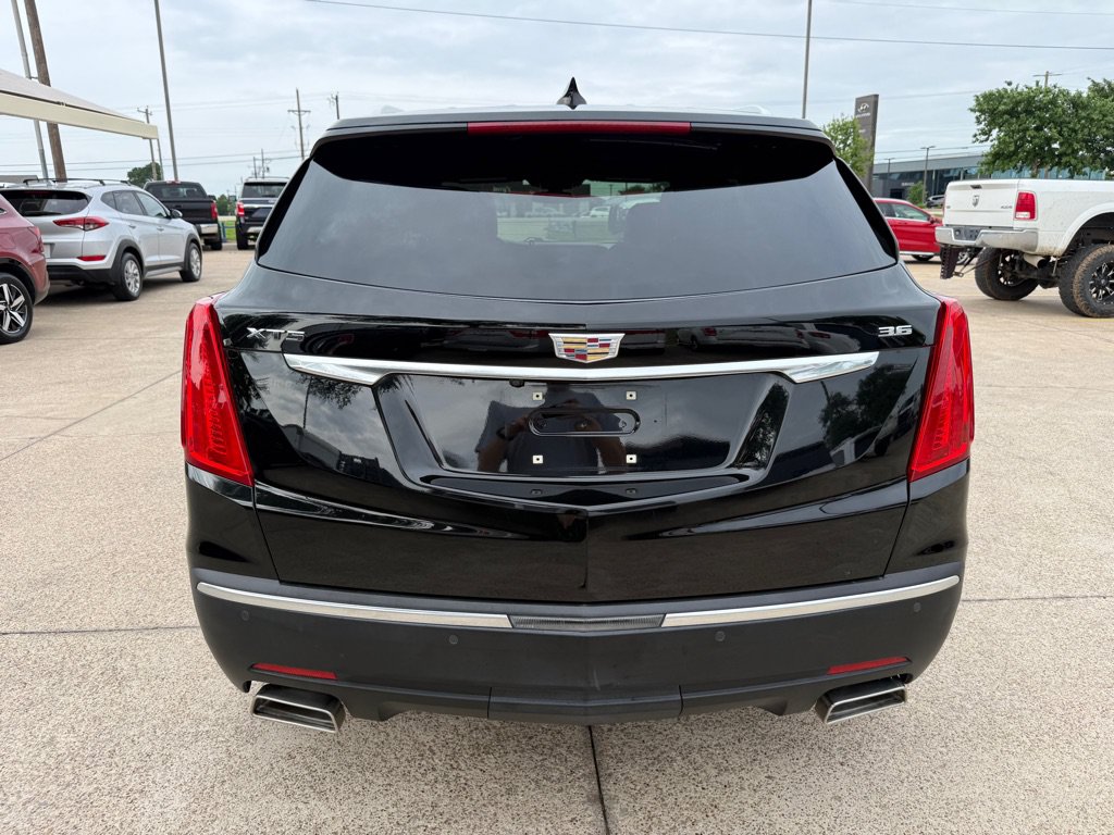 Used 2018 Cadillac XT5 FWD image 6