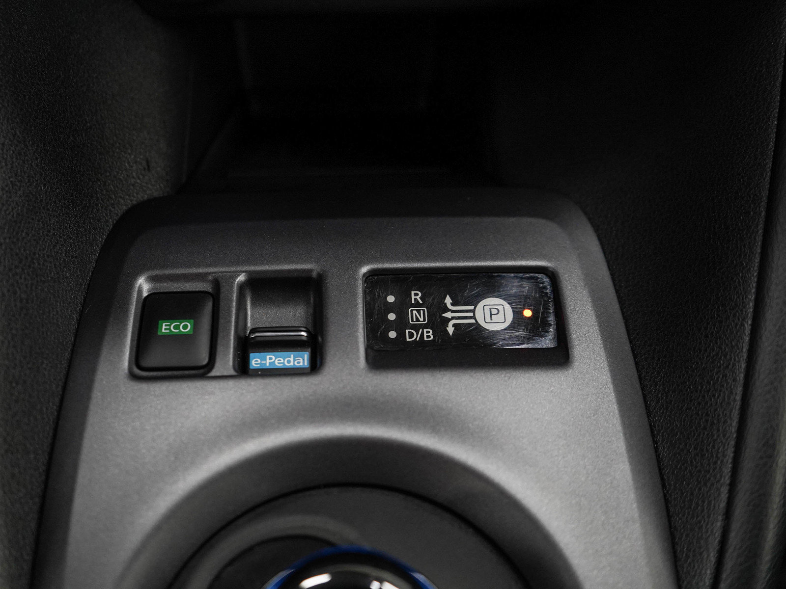 Used 2025 Nissan Leaf S FWD image 22