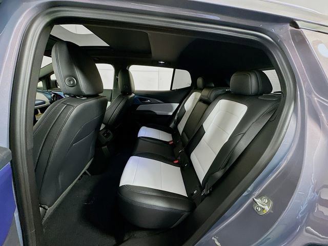 New 2026 Chevrolet Equinox EV LT image 26