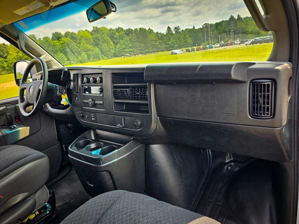 Used 2025 GMC Savana 2500 w/ Driver Convenience Package RWD image 28