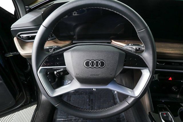 Used 2025 Audi Q5 Prestige image 8