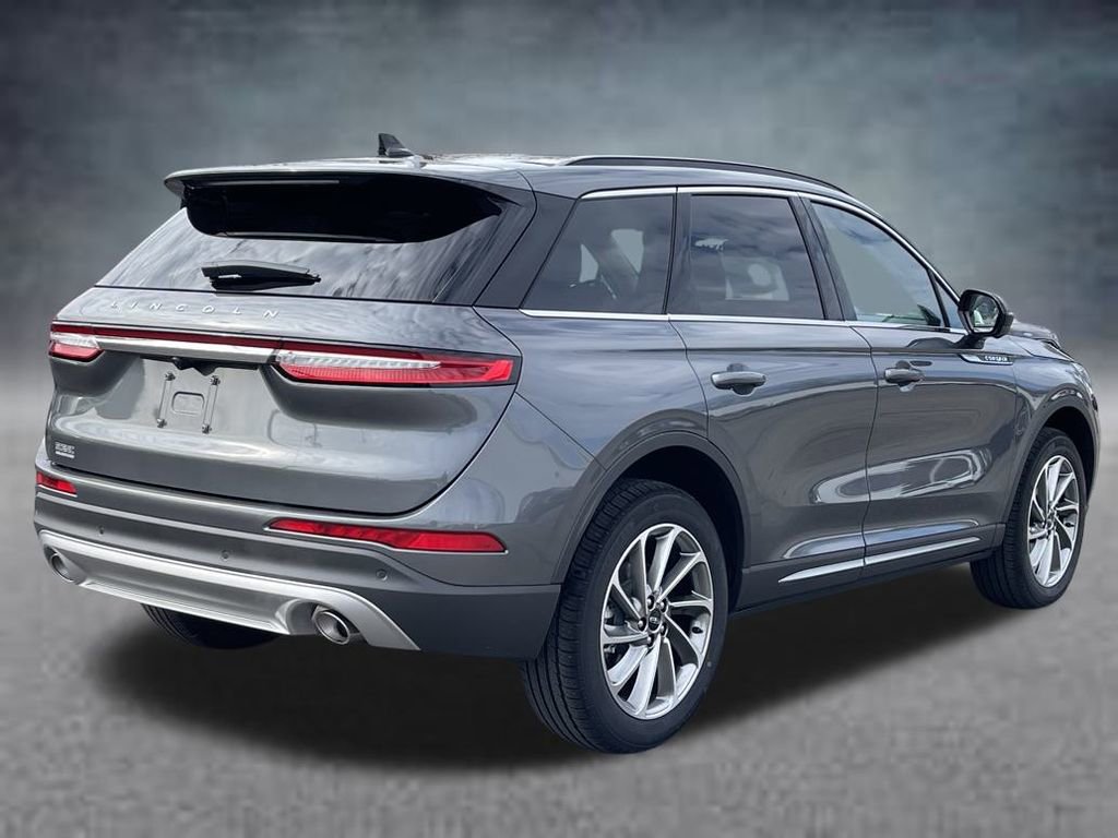 New 2026 Lincoln Corsair Premiere image 3