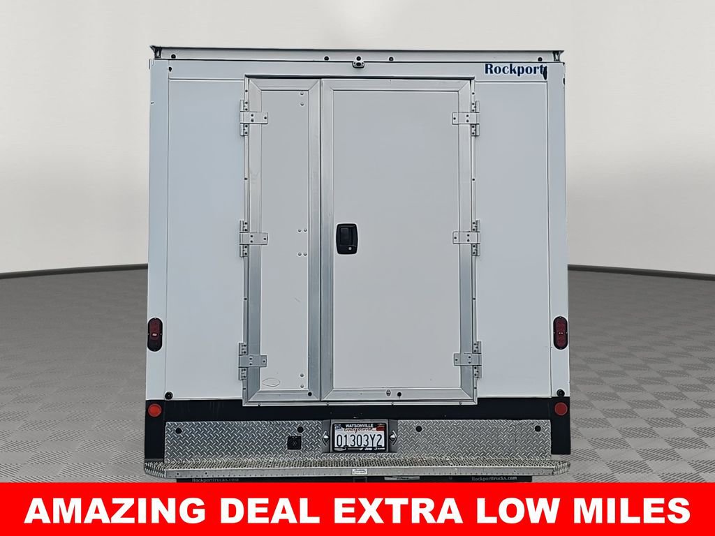 Used 2019 Ford E-450 and Econoline 450 Super Duty w/ Power Windows & Locks Group image 4