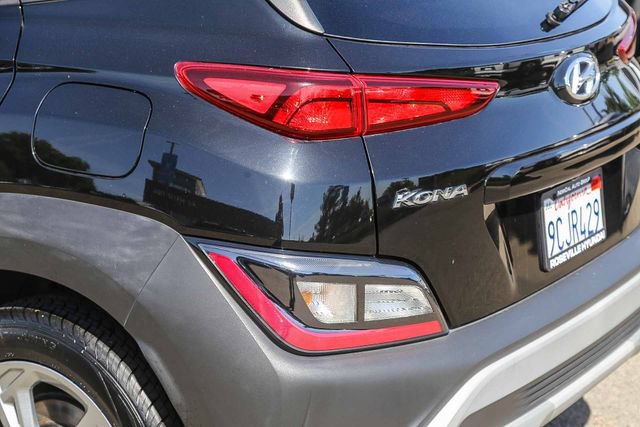Certified 2022 Hyundai Kona SEL w/ Cargo Package AWD/4WD image 10