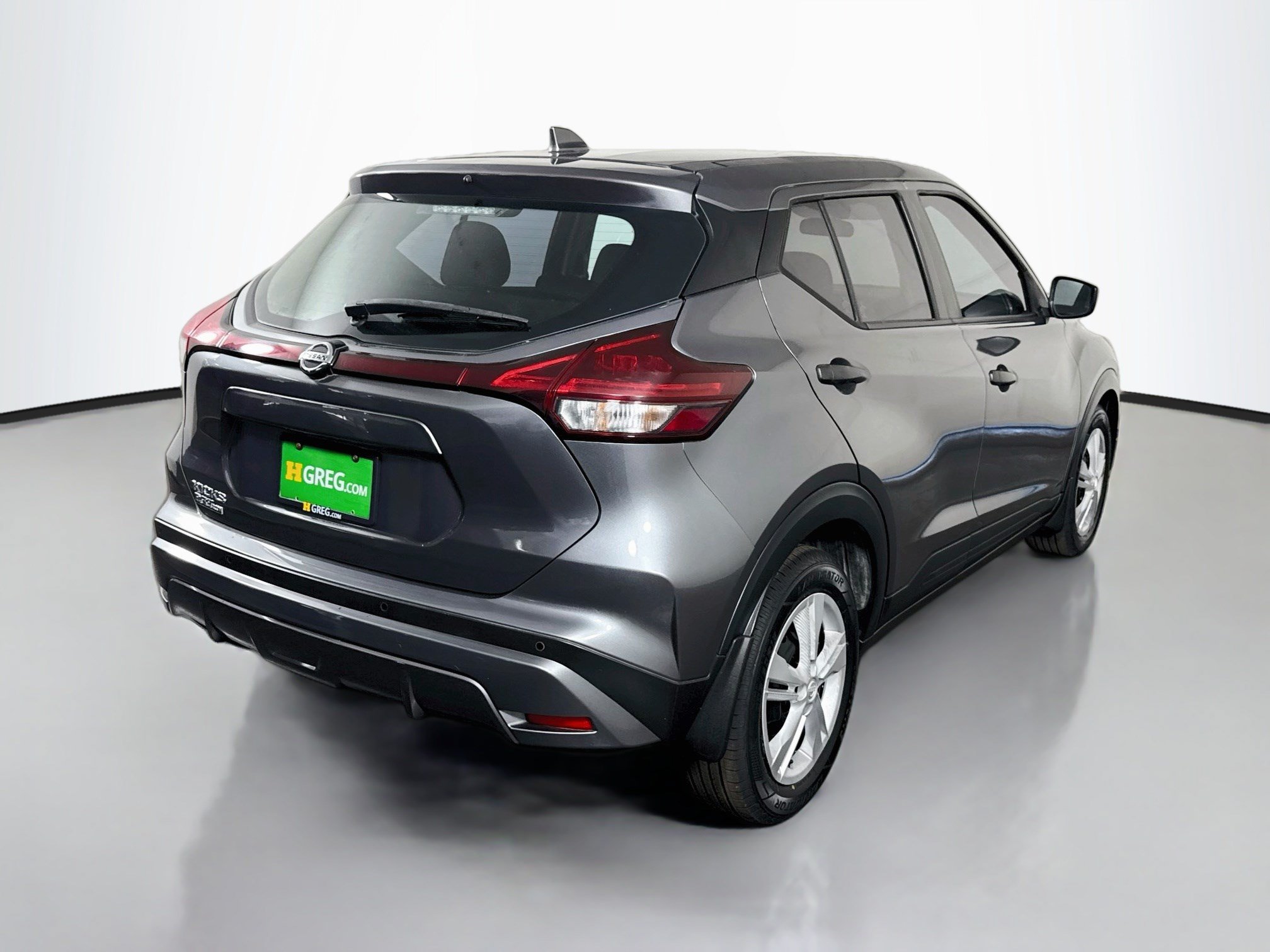 Used 2021 Nissan Kicks S FWD image 10
