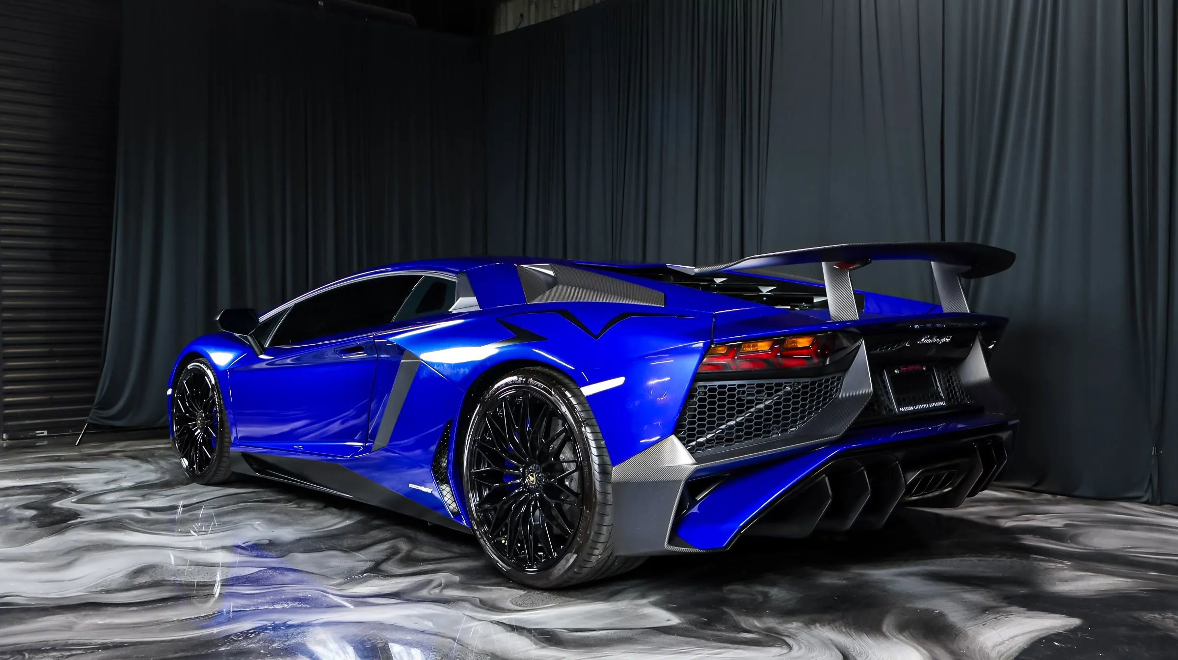 Used 2016 Lamborghini Aventador LP 750-4 Superveloce AWD/4WD image 15
