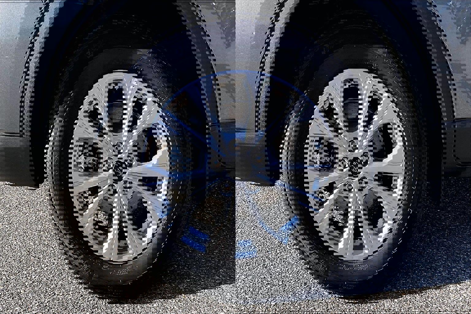 Used 2025 Ford Escape Active image 9