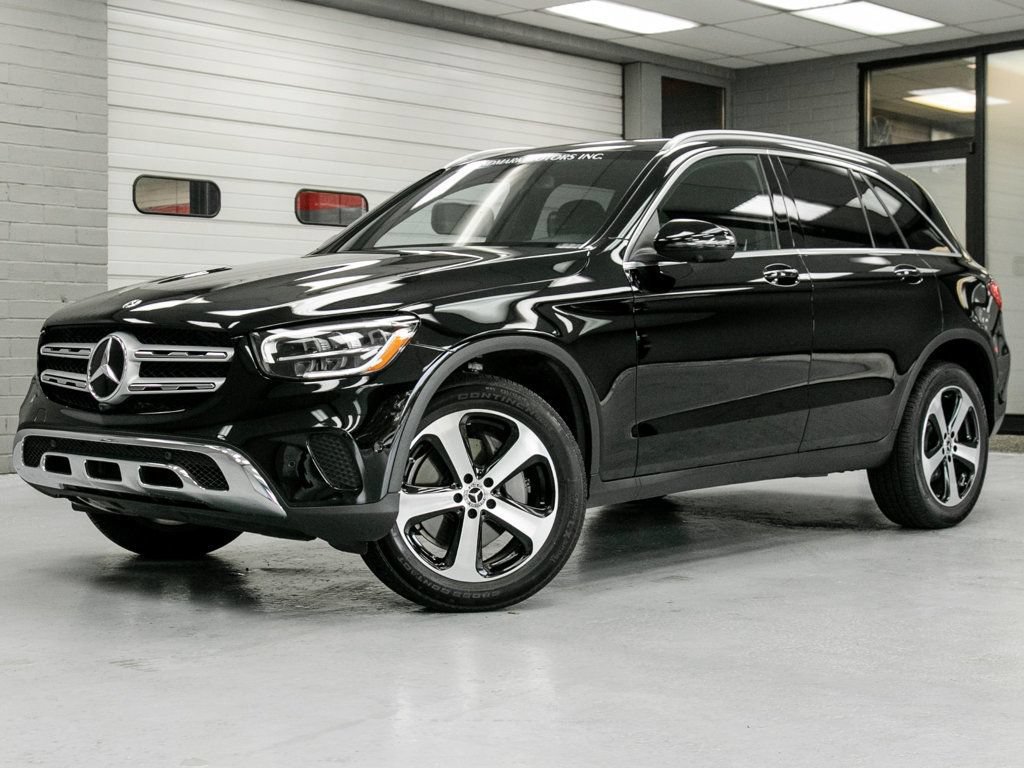 Used 2021 Mercedes-Benz GLC 300 4MATIC image 2