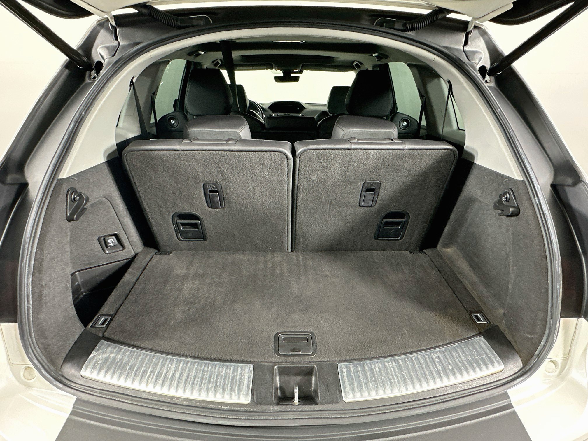 Used 2018 Acura MDX w/ Technology Package FWD image 30