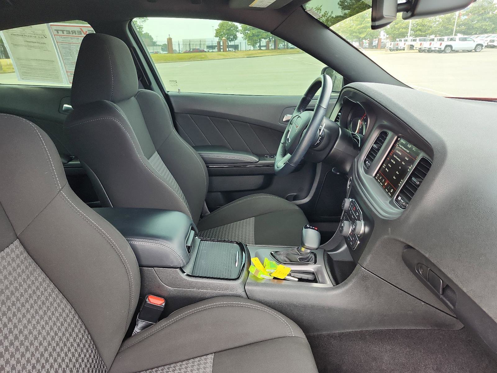 Used 2023 Dodge Charger R/T w/ Blacktop Package image 8