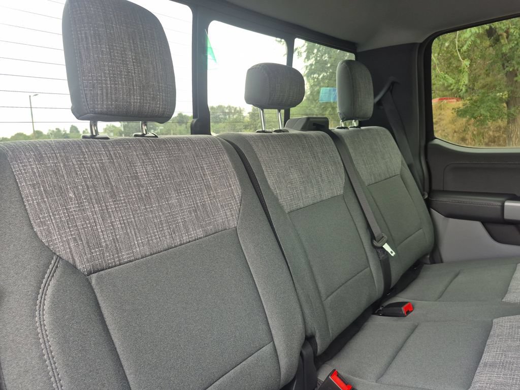 New 2026 Ford F350 XLT w/ XLT Premium Package AWD/4WD image 25