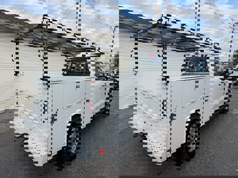 Used 2025 Ford F250 XL w/ XL Chrome Package image 11