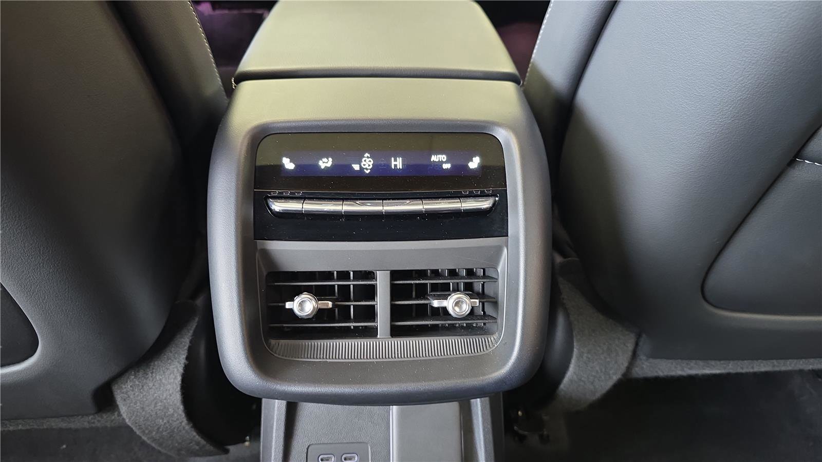 Used 2025 Cadillac Lyriq Luxury w/ LPO, Floor Liner Package image 19