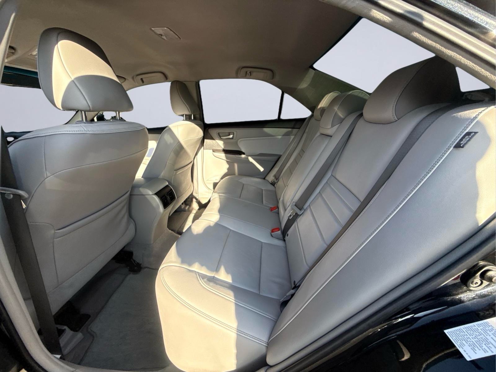 Used 2017 Toyota Camry XLE FWD image 15