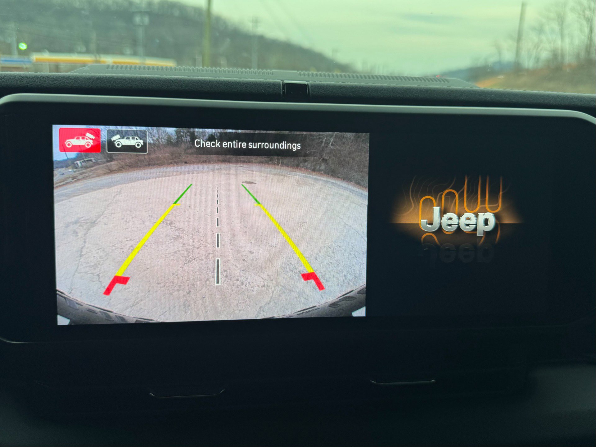 Used 2025 Jeep Wrangler Unlimited Rubicon 4xe image 53