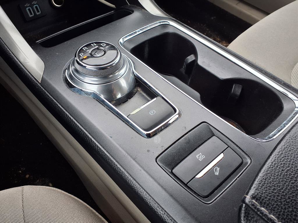 Used 2019 Ford Fusion SE image 13