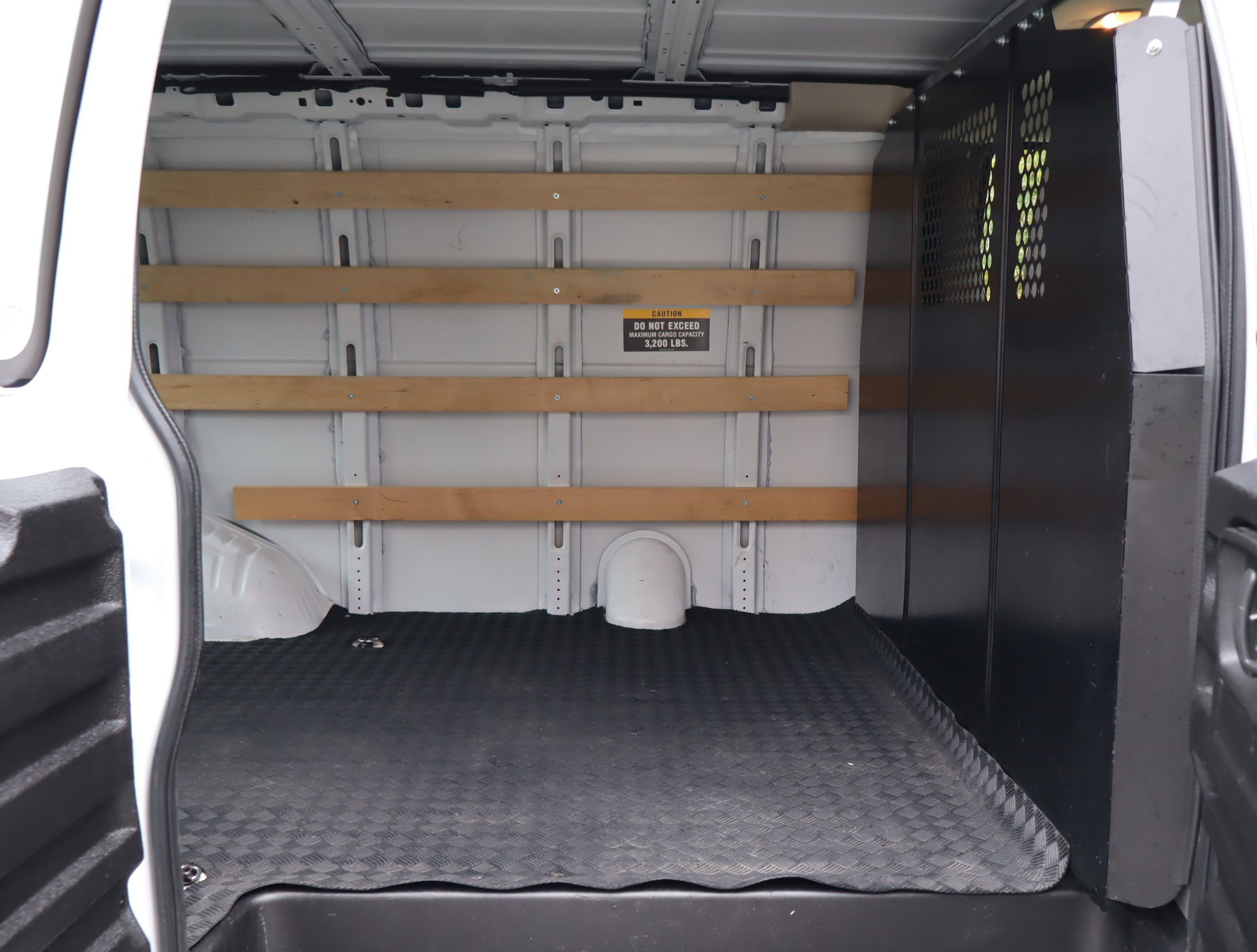 Used 2024 Chevrolet Express 2500 w/ Driver Convenience Package image 33