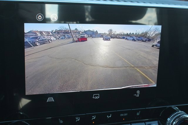 New 2025 GMC Canyon Elevation w/ Convenience Package image 41