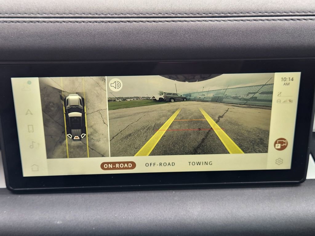 Used 2023 Land Rover Defender 110 S image 19