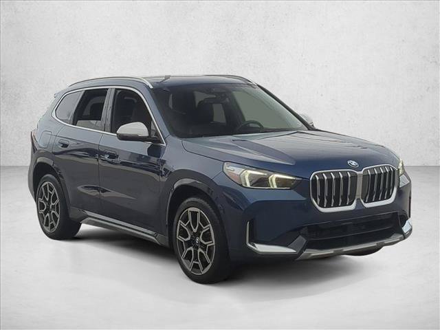 Used 2023 BMW X1 xDrive28i AWD/4WD image 3