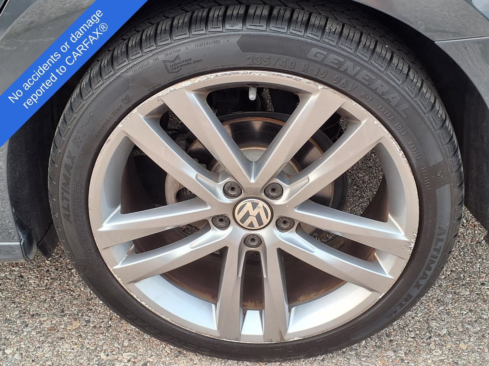 Used 2017 Volkswagen Passat 1.8T R-Line FWD image 9