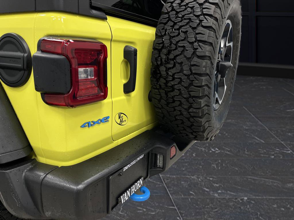 Used 2023 Jeep Wrangler Unlimited Rubicon 4xe AWD/4WD image 32
