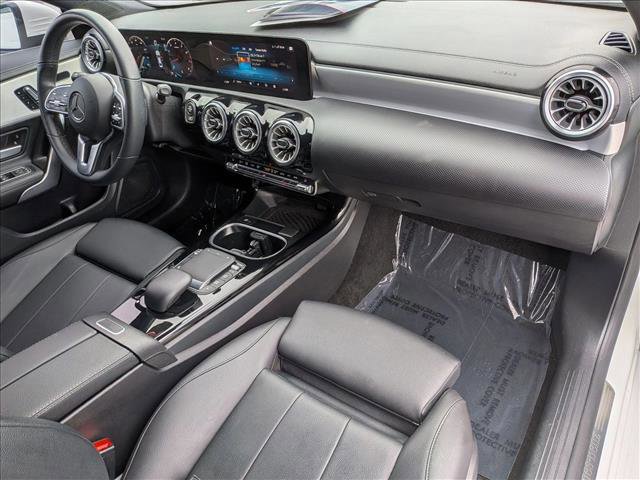 Used 2023 Mercedes-Benz CLA 250 image 22