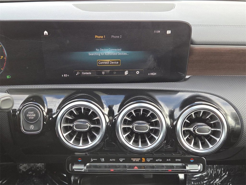 Used 2023 Mercedes-Benz CLA 250 4MATIC image 27