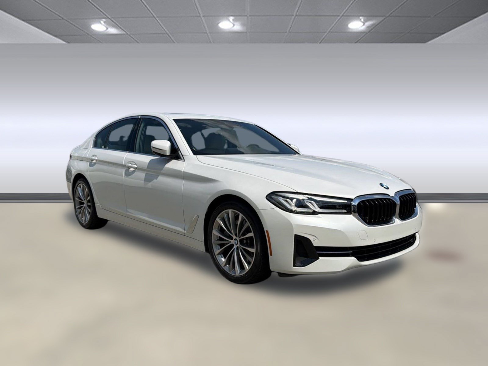 Certified 2023 BMW 530i w/ Premium Package RWD image 5