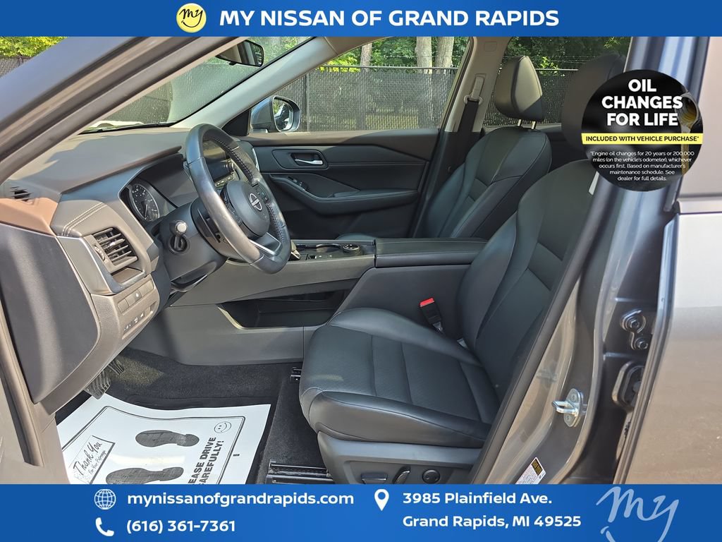 Used 2023 Nissan Rogue SV w/ SV Premium B Package AWD/4WD image 10
