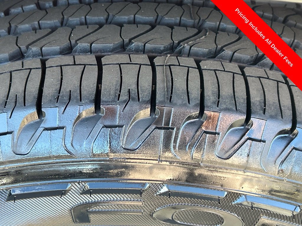Used 2019 Jeep Grand Cherokee Altitude RWD image 28