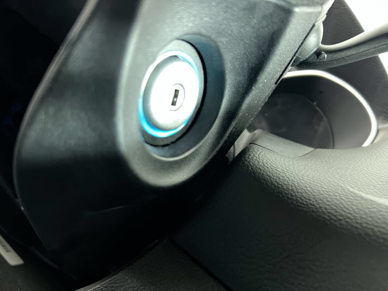 Used 2017 Ford Focus SEL FWD image 21