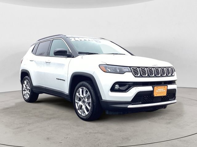 Certified 2025 Jeep Compass Limited image 7