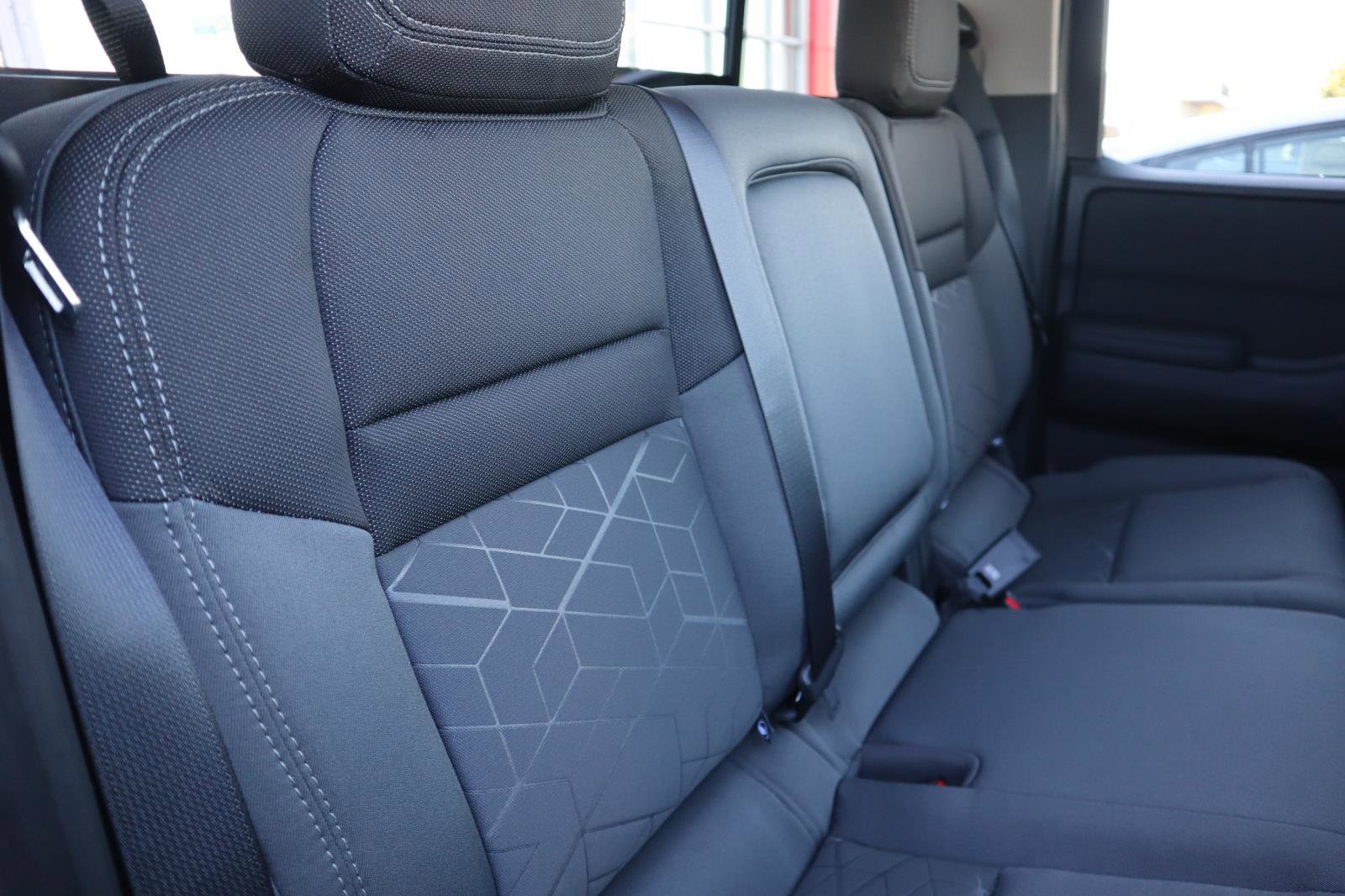 New 2026 Nissan Frontier 4x4 Crew Cab image 46